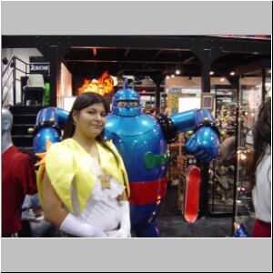35Tania-Robo.JPG