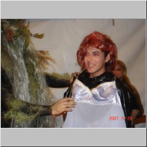 04laotrabella.jpg