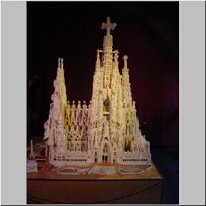 La_Sagrada_Familia.JPG