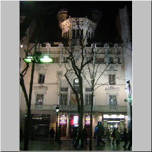 las_ramblas_night1.jpg